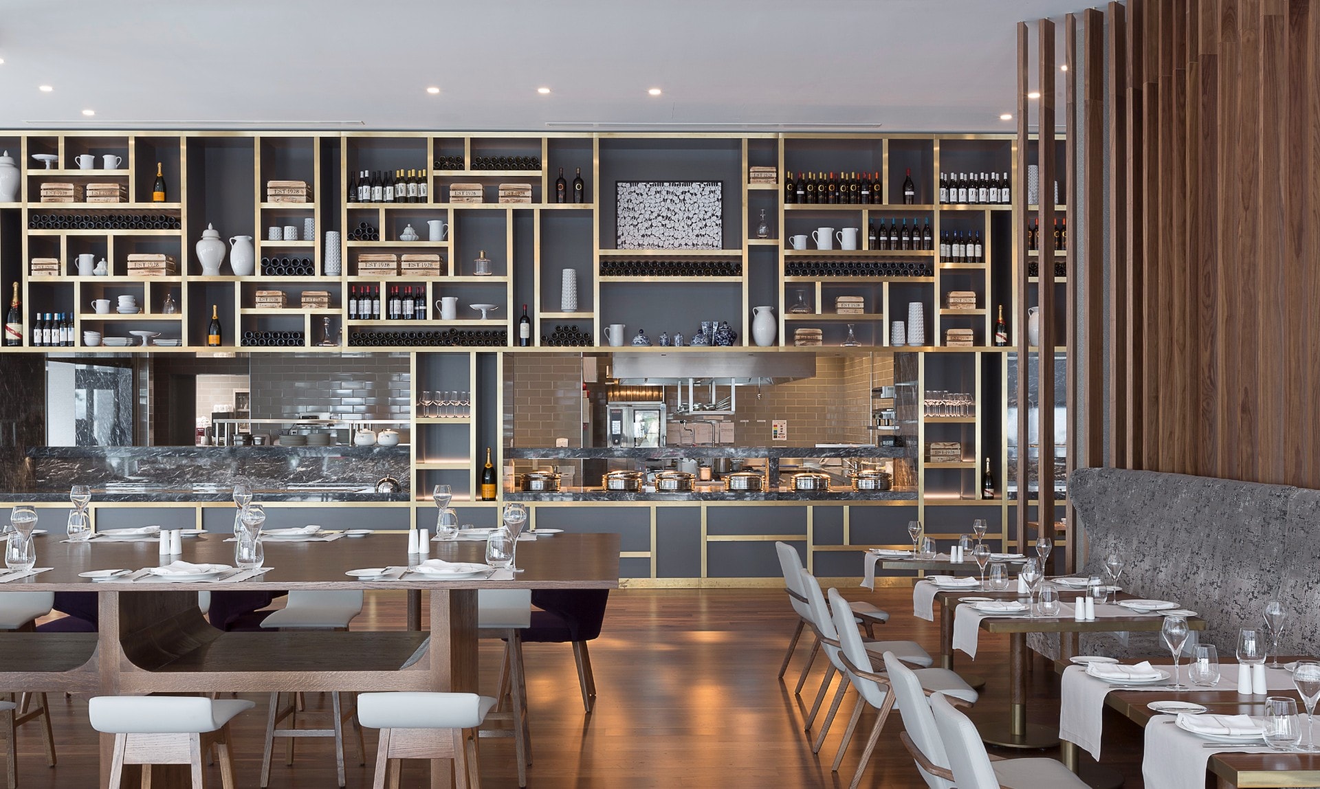 Salonica - Restaurant a Waterfront, Thessaloniki